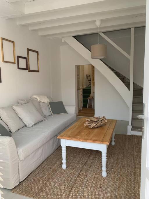 Gite La Petite Maison Guîtres 외부 사진